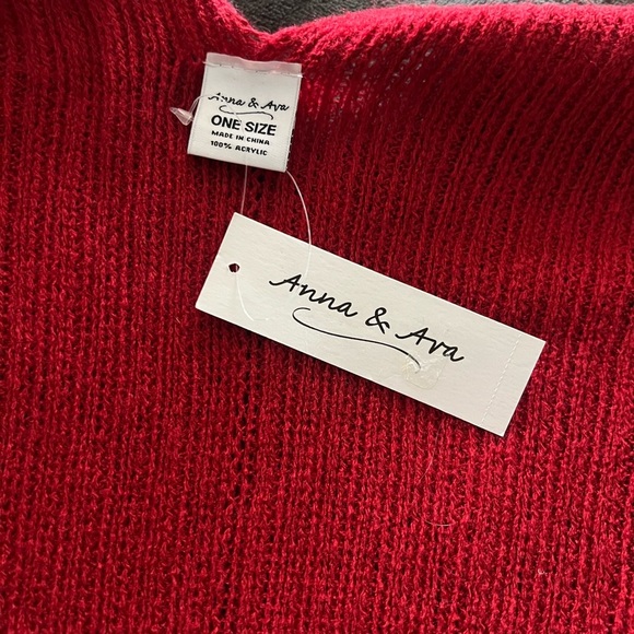 Anna & Ava Red Fringe Shawl NWT - Picture 4 of 6